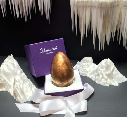 Шоколадное яйцо с ювелирным сюрпризом