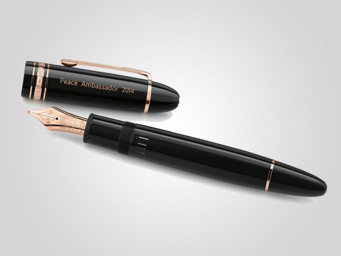 Компания Montblanc  выпустила ручки, изготовленные из красного золота